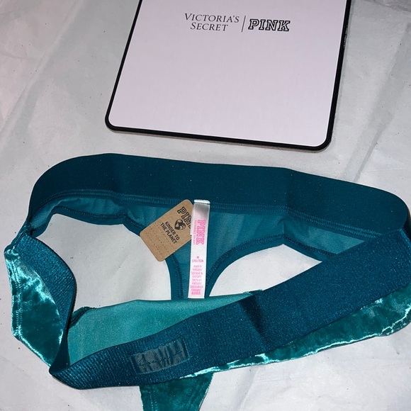 (M) UNISEX Victoria’s Secret Velvet THONG Underwear - Picture 12 of 14